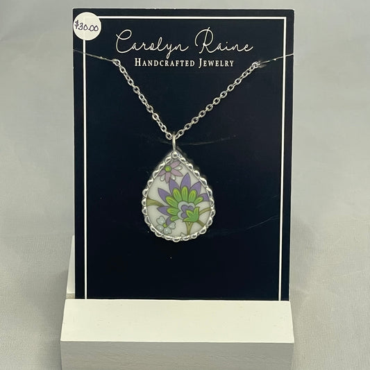 Vintage Purlple China Necklace VCN1